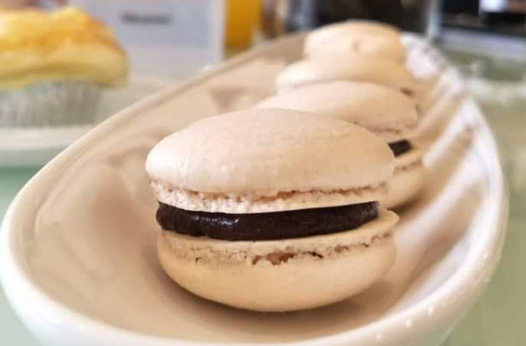 Chocolate Banana Macarons