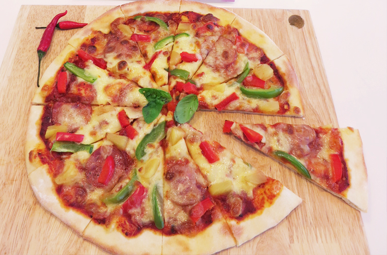 Thin and Crispy Pizza
